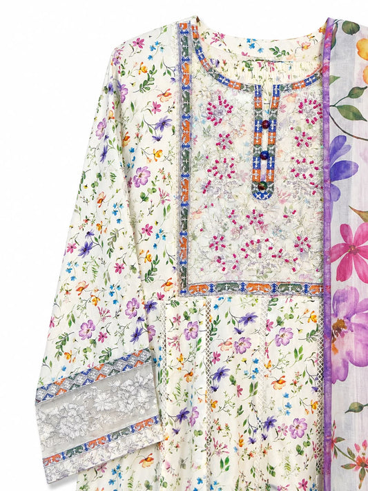 Ivory Bloom Premium Full Season Lawn 3 Piece Frock