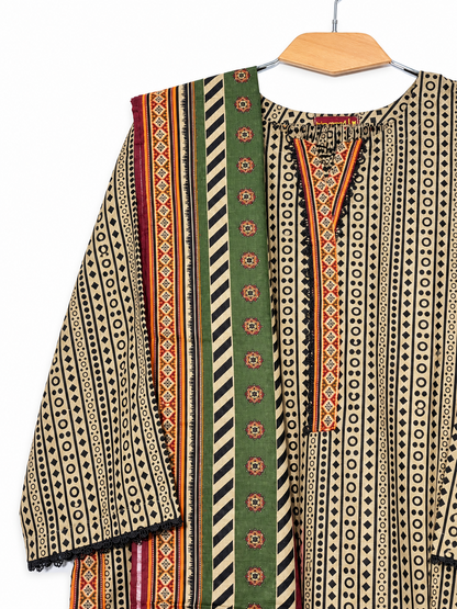 Bin Saeed Khaddar beige geometric suit neckline and dupatta detail