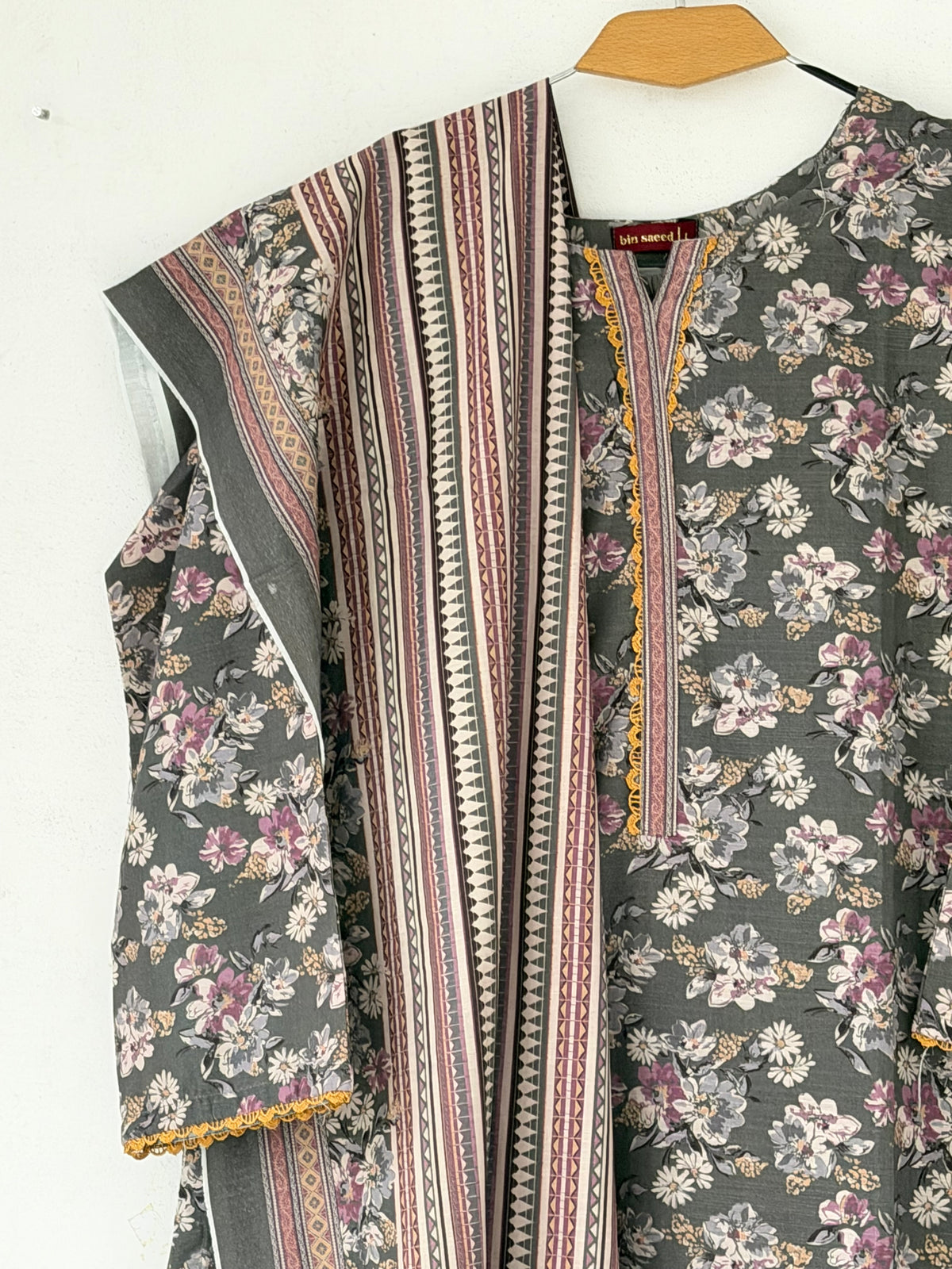 Bin Saeed Khaadar Charcoal Mauve Floral 3 Piece Stitched Suit