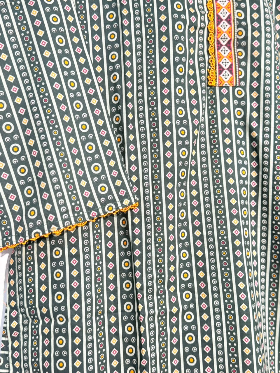 Printed 3-Piece Suit – Dark Green Ajrak | Yahyas