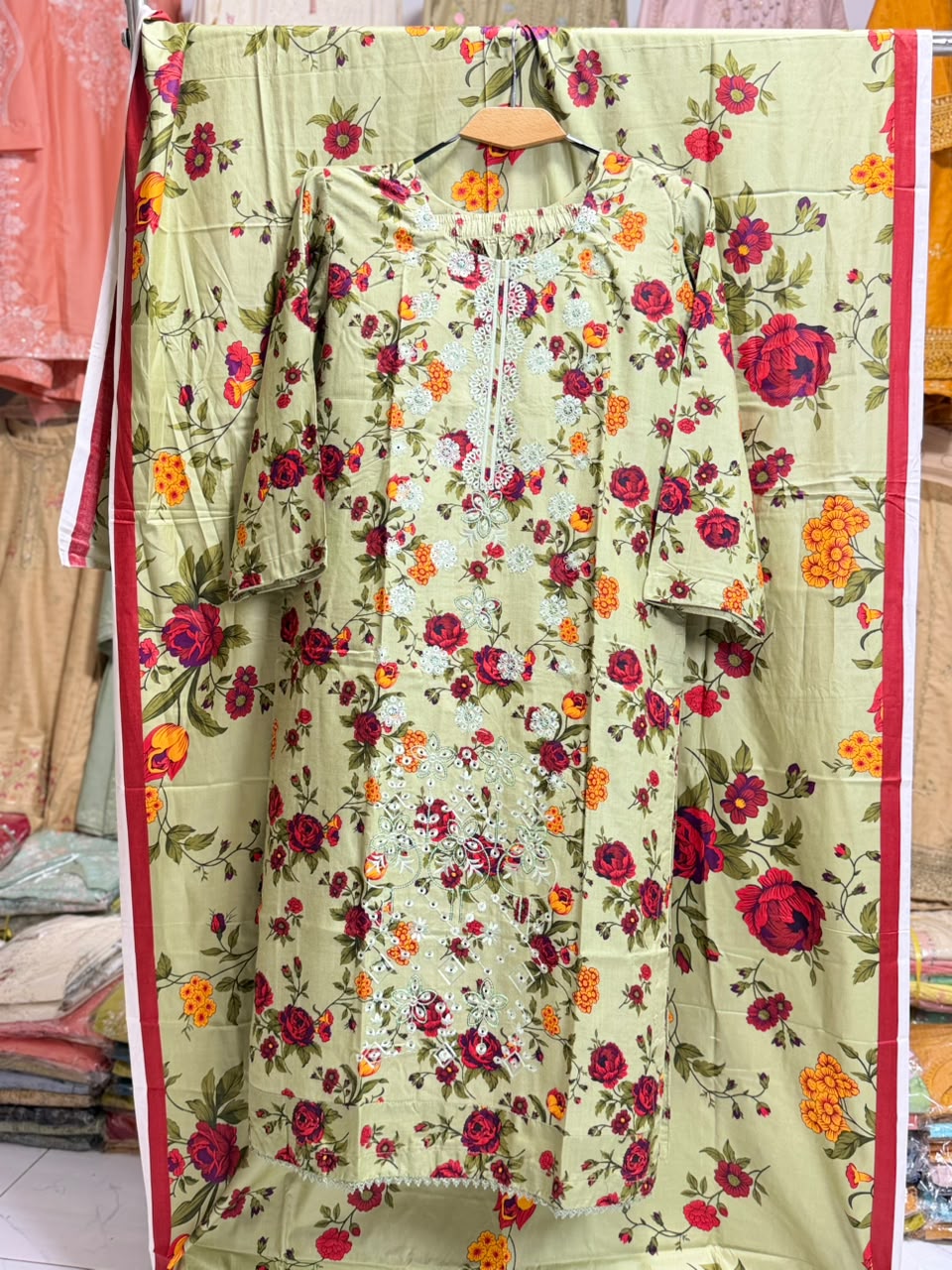 Garden Mist – Linen 3 Piece