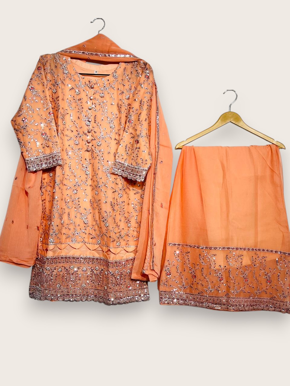 Premium Chiffon 3-Piece Suit – Stitched Medium | Yahyas