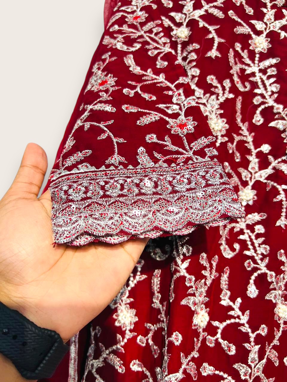 Premium Chiffon 3-Piece Suit – Stitched Medium | Yahyas