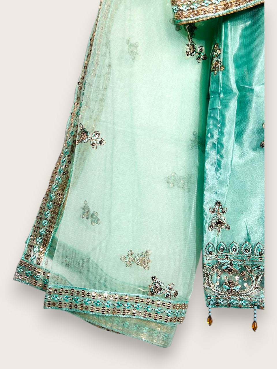 Premium Silk 3-Piece Suit – Stitched Medium | Yahyas