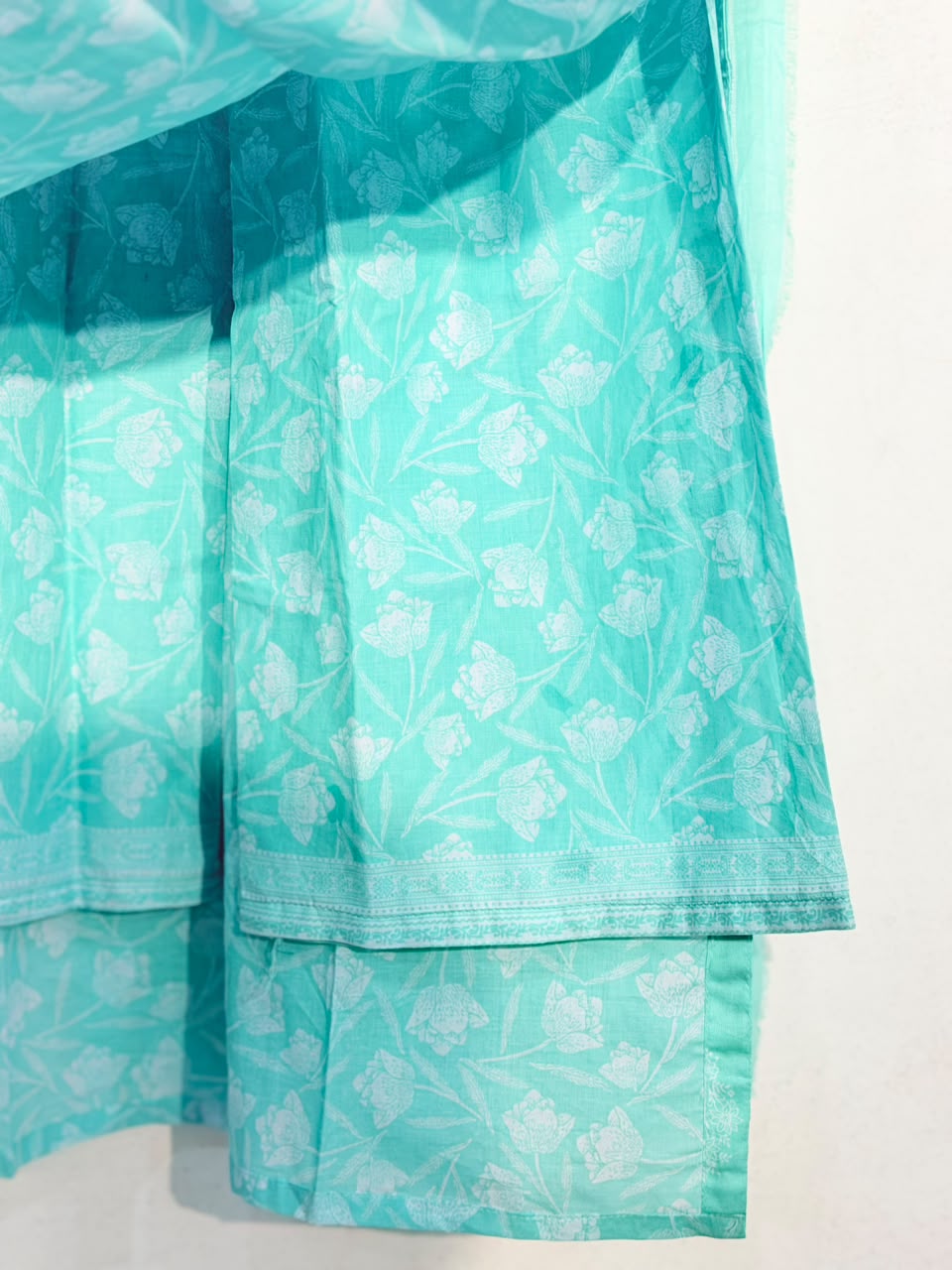 Yahyas Mint Green Floral Lawn 3-Piece Suit | Fresh Summer Collection