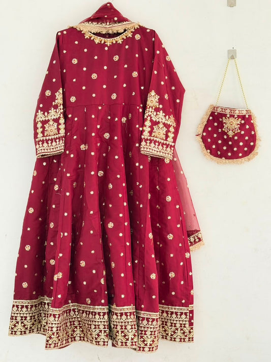 Luxury Embroidered Silk Maxi Dress-Flapper Trouser With Matching Hand Bag.