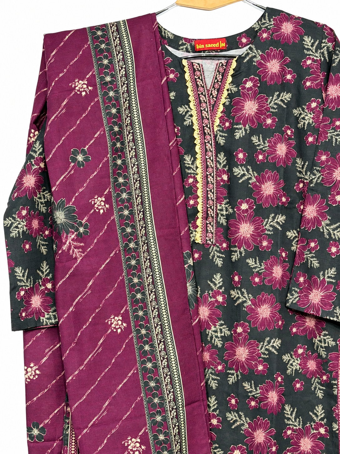 Bin Saeed Khaadar Charcoal Plum Floral 3 Piece Suit gallery detail 4