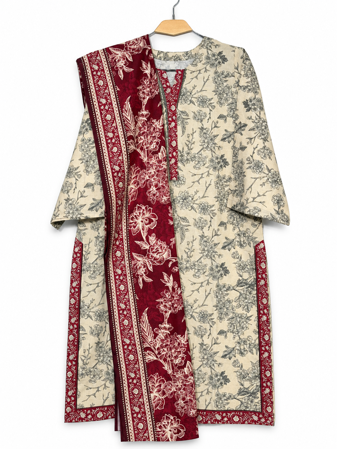 Bin Saeed Ivory Maroon Floral Khaadar 3 Piece Suit gallery detail 4
