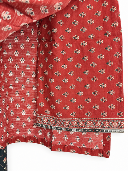 Matching fabric and trouser detail