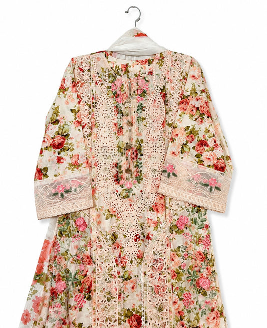 Rose Garden stitched cotton suit with floral embroidery - detail view